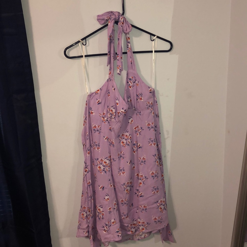 FOREVER 21 FLORAL LOW BACK DRESS (NEVER WORN)